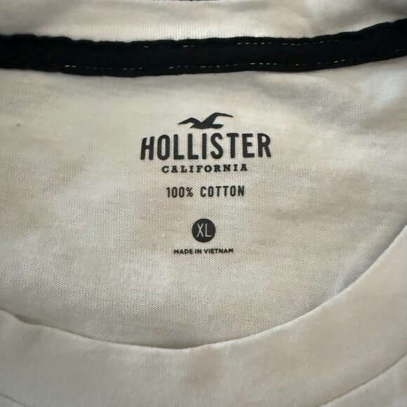 Hollister Long Sleeve Shirt - Picture 2 of 3